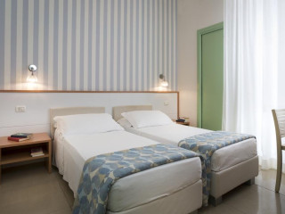 Calypso (Marina Centro)