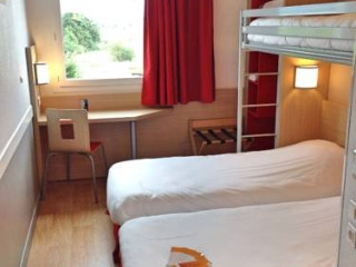 PREMIERE CLASSE LYON SAINT QUENTIN FALLAVIER