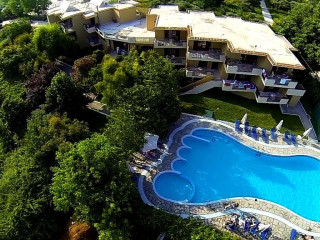 Macedon Hotel (Limenas)