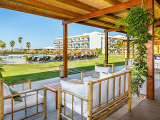 CABANAS BEACH AND NATURE RESORT (R)