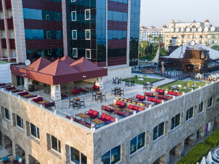 KAMELYA AISHEN CLUB.