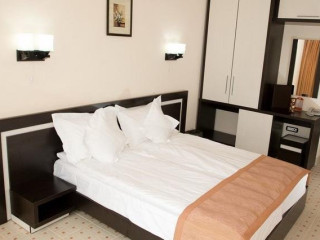 COMPLEX HOTELIER CLUB DUNAREA