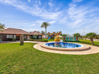 One Resort Jockey (R)