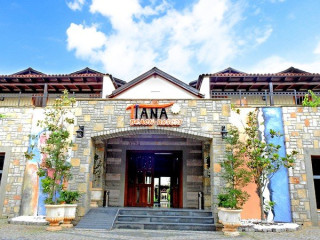 Hotel Tiana Beach