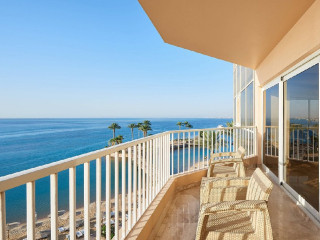 Beach Rotana Residence