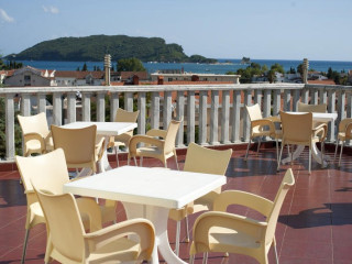 Hotel Regina Jelena (Budva)