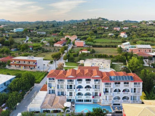 DREAM STUDIO SILVER MOUNTAIN