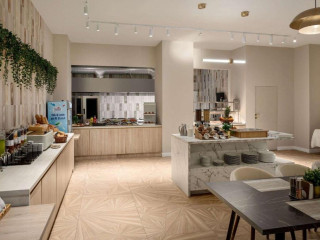 Ramada by Wyndham ( Otopeni)