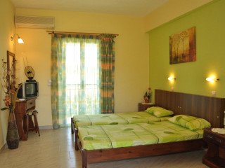 Athina Studios (Argassi)