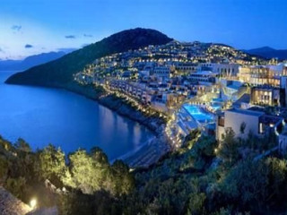 DAIOS COVE LUXURY RESORT & VILLAS