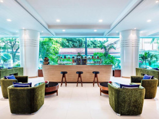 A-ONE New Wing Hotel