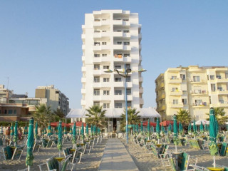 PERANDOR BEACH HOTEL