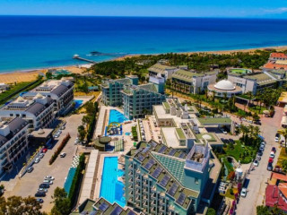 Royal Atlantis Resort