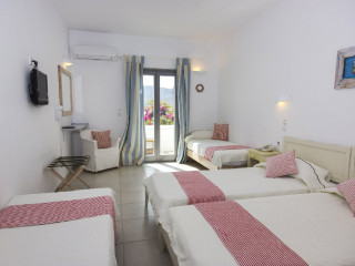 Paros Bay Boutique