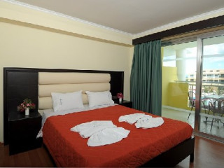 Caretta Beach (Kalamaki)