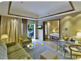 Rodos Park Suites