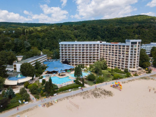 Vox Maris Grand Resort