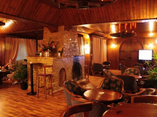 Riverside Garden Resort 4*