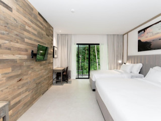 SUGAR MARINA RESORT CLIFF HANGER AONANG