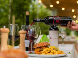 Hotel Jelna (Orheiul Bistritei)..