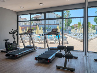 CLOVER MAGIC PARK SIDE