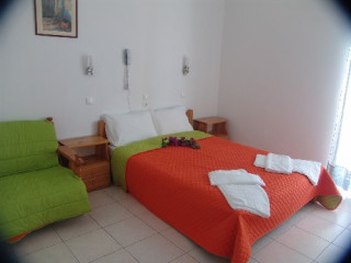 Harris Studios (Vrachos Beach)