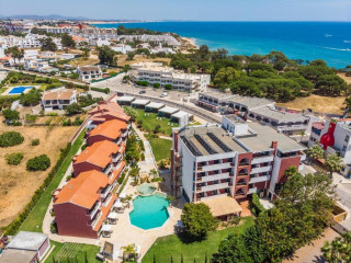 Topazio Vibe beach apartments and hotel