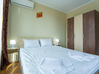 Boutique Rose Gardens Apartments (Pomorie) 3*