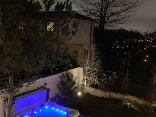 The Pines Boutique Villa..