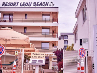 RESORT LEON BEACH.