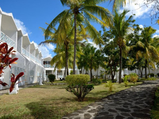 Mont Choisy Coral Azur Beach Resort