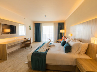 AQUA MONDO ABU SOMA RESORT