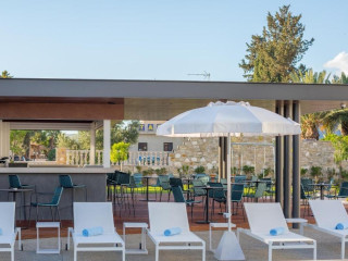 QUALITY LODGE BY BEST WESTERN (Larnaca Bay)