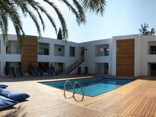 CLUB MUNAMAR BEACH RESORT