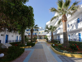 Paralos Kosta Mare