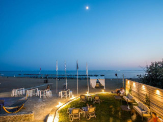 Coral Blue Beach Hotel