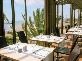 Dunas Don Gregory (Adults Only +16)