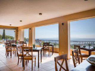 Diana Studios Kefalonia