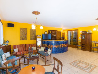 Roxani Country House