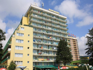 Varshava Golden Sands