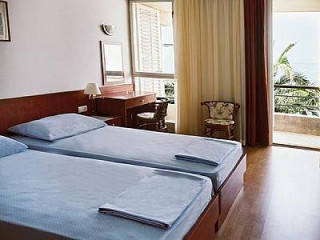 Hotel Aurora (Podgora)