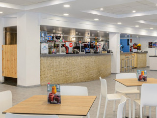 VIBRA RIVIERA HOTEL