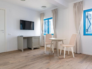 PENSIUNEA TERRABLUE.