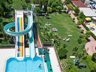 TITAN SELECT HOTEL