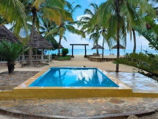Mambo Ocean Resort
