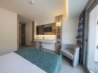 Hotel and Club Idas