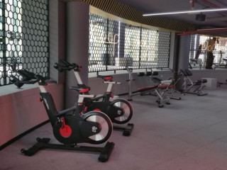 Millennium Airport Hotel 