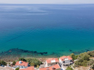 Olive Green Studios and Apartments Plomari