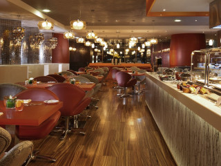 Pullman Jumeirah Lake Towers 