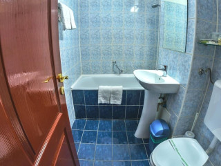 APOLLO WELLNESS CLUB